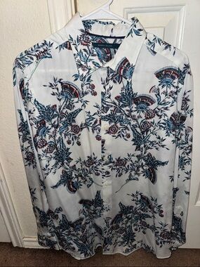 Men’s Perry Ellis Floral Design Shirt Size M